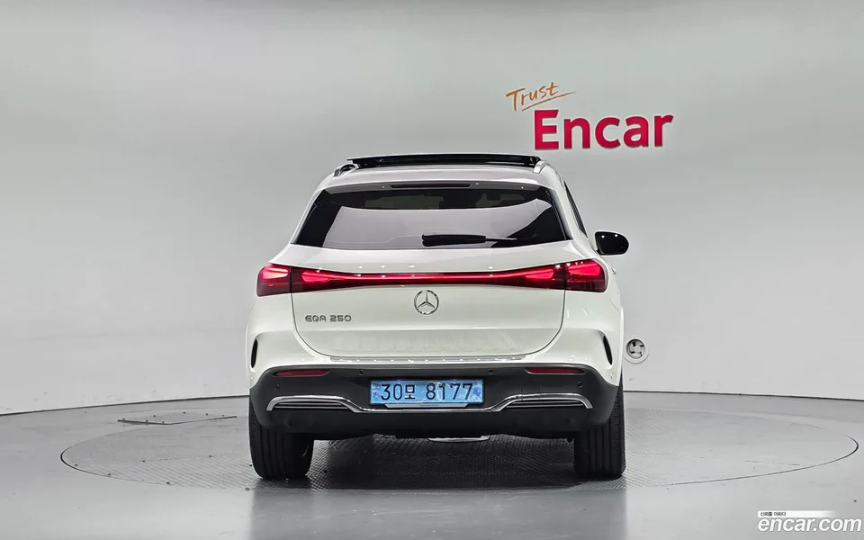 Mercedes-Benz EQA EQA250 AMG 2024 — миниатюра 4