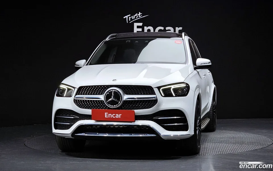 Mercedes-Benz GLE-Class GLE450 4MATIC 2023 — миниатюра 3