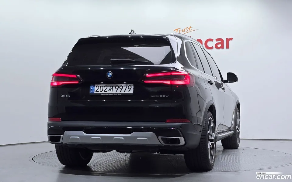 BMW X5 xDrive 30d xLine 2022 — thumbnail 4
