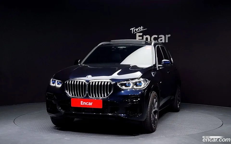 BMW X5 xDrive 40i M 2022 — миниатюра 3