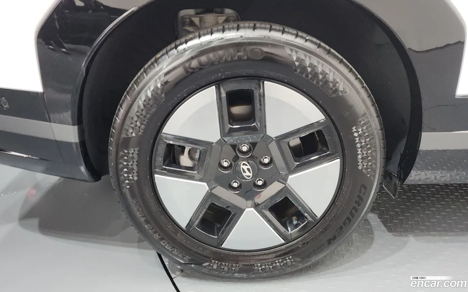Hyundai SantaFe HEV 1.6 2WD 2023 — миниатюра 5