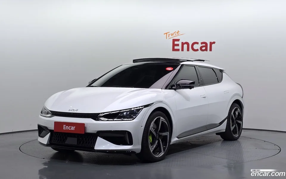 Kia EV6 GT 4WD 2023 — фото 1, купить с доставкой в Москву