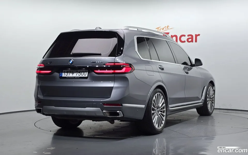 BMW X7 xDrive 40i 6 2022 — миниатюра 2