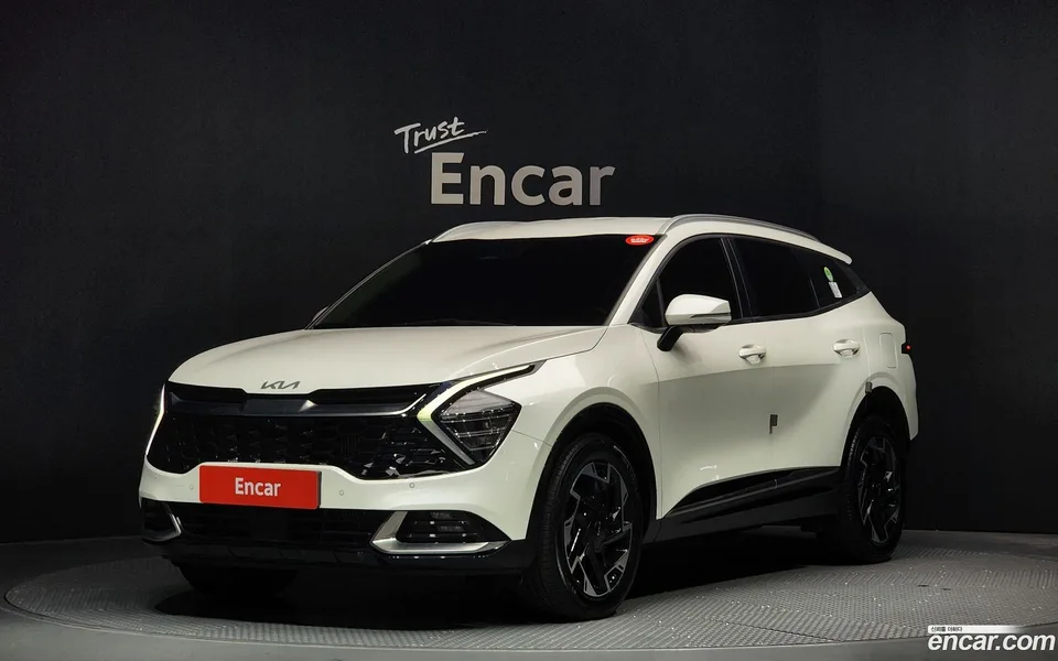 Kia Sportage 1.6 2WD 2023 — фото 1, купить с доставкой в Москву