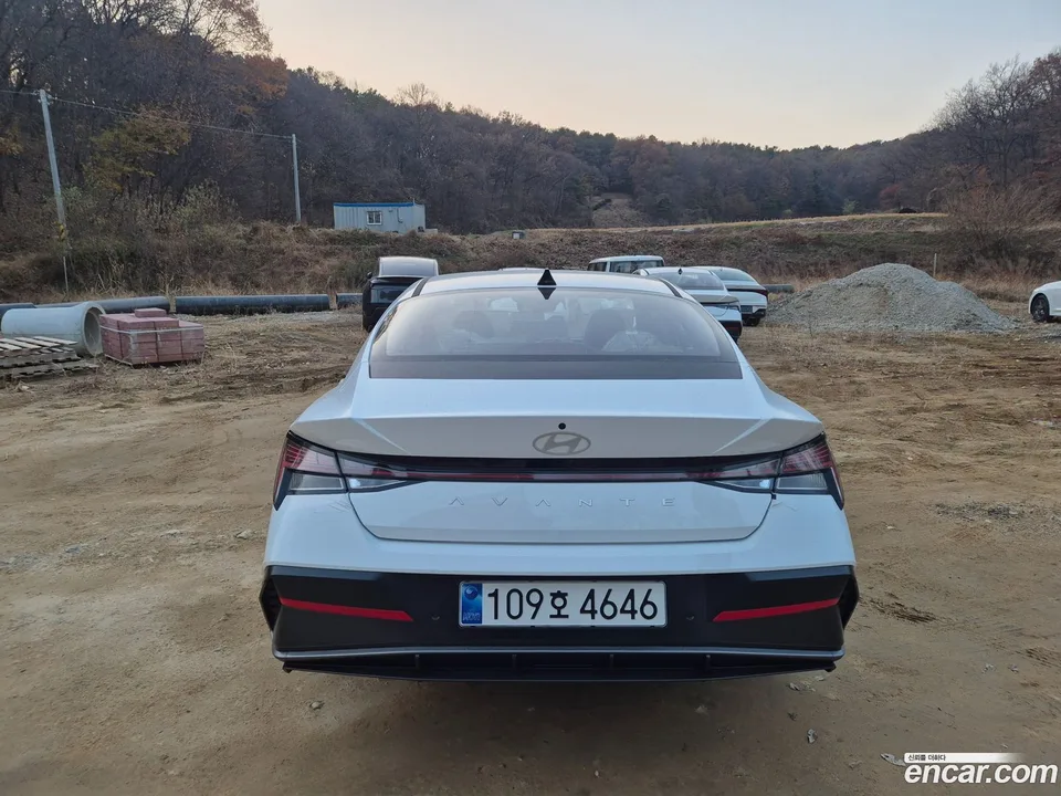 Hyundai Avante CN7 1.6 2025 — миниатюра 2