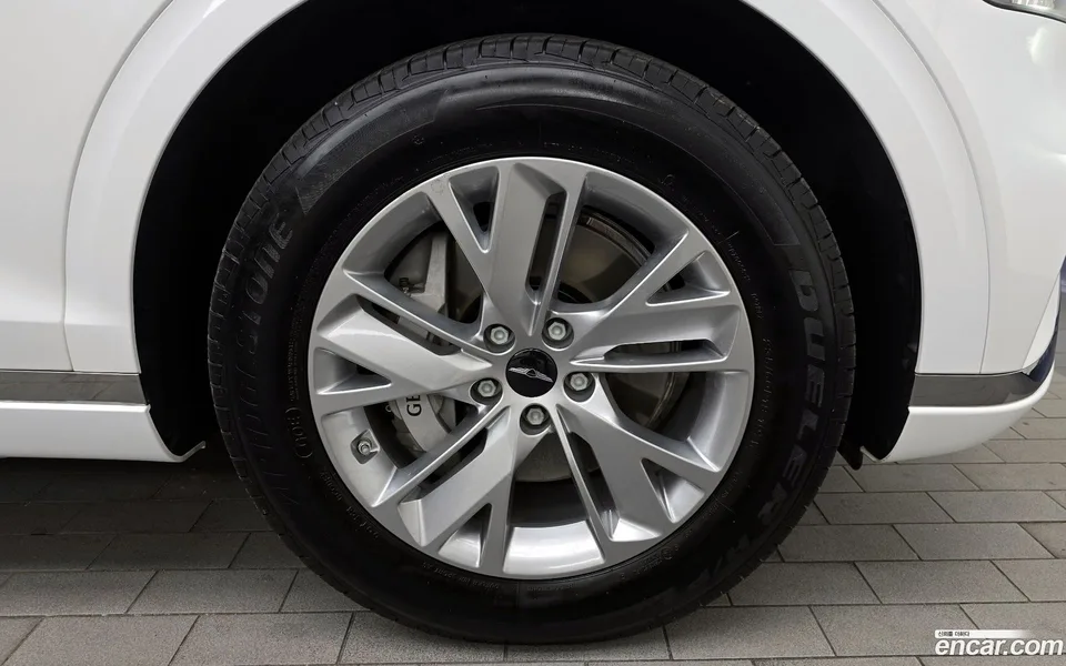 Genesis GV70 2.5T 2WD 2024 — миниатюра 5