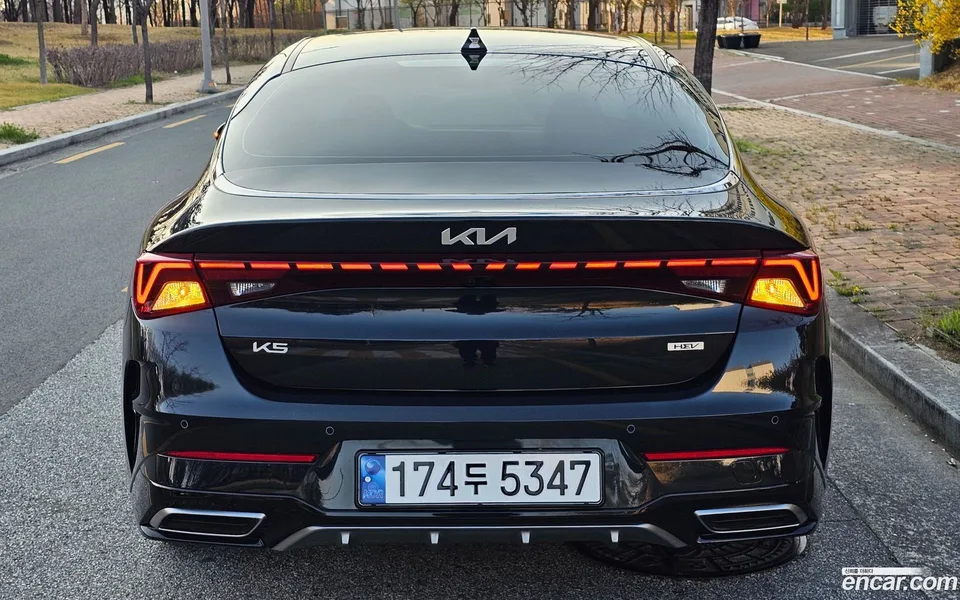 Kia K5 Hybrid 2023 — миниатюра 4