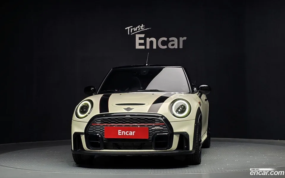 MINI Cooper S Convertible JCW 2022 — миниатюра 3
