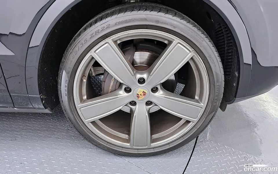 Porsche Cayenne 3.0 2022 — миниатюра 5