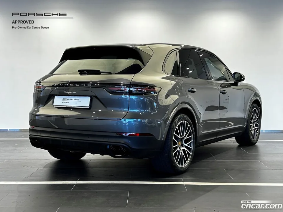 Porsche Cayenne 3.0 2022 — миниатюра 2