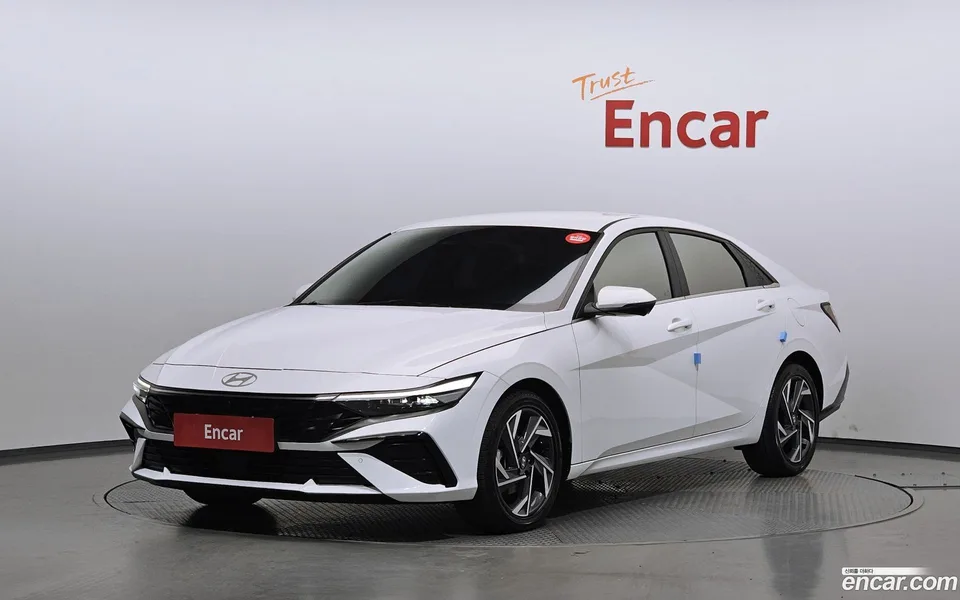 Hyundai Avante CN7 1.6 2023 — фото 1, купить с доставкой в Москву