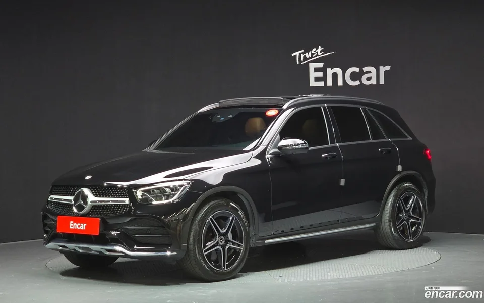 Mercedes-Benz GLC-Class GLC300 4MATIC 2022 — фото 1, купить с доставкой в Москву