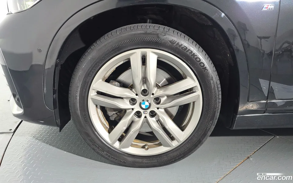 BMW X1 xDrive 20i M 2022 — миниатюра 5