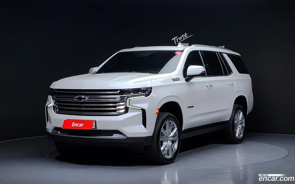 Chevrolet Tahoe 6.2 4WD 2022 — фото 1, купить с доставкой в Москву