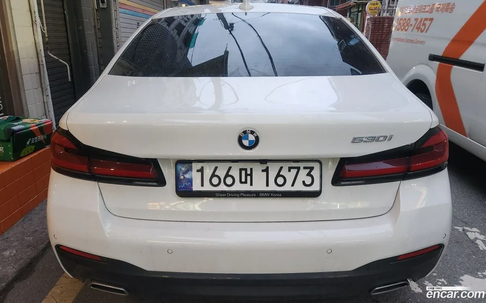 BMW 5 Series 530i M 2023 — миниатюра 4