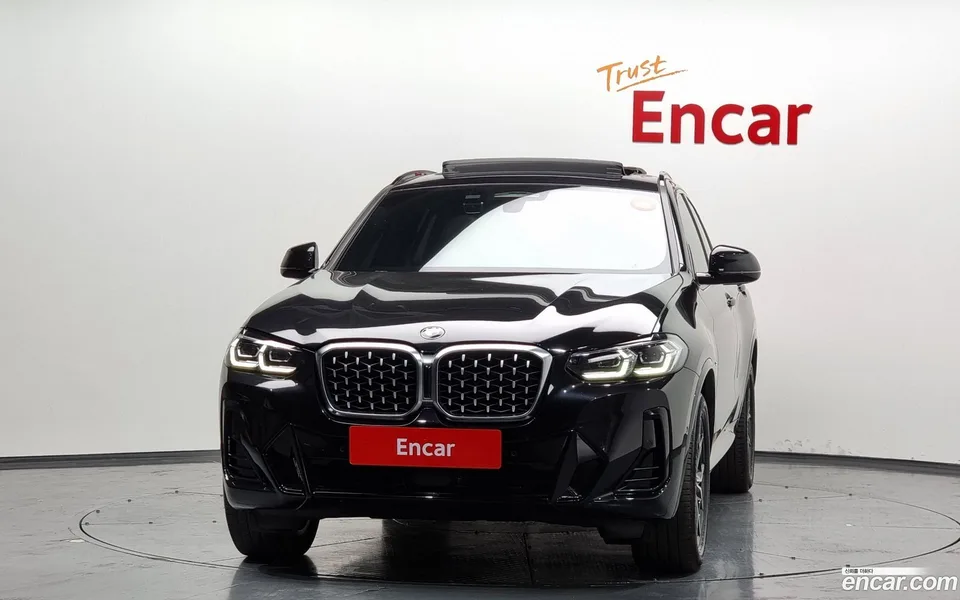 BMW X4 xDrive20i M 2022 — миниатюра 3