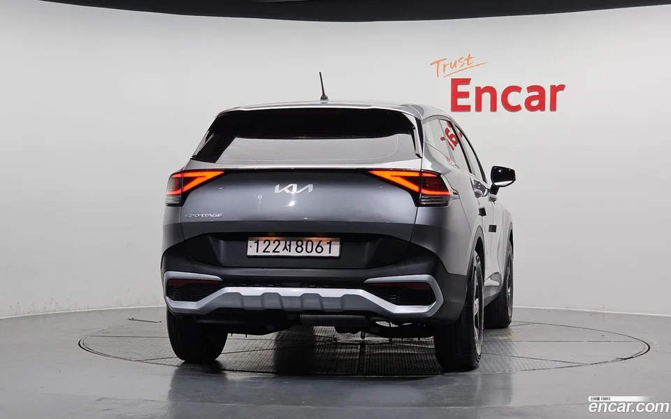 Kia Sportage 2.0 2WD 2022 — миниатюра 4