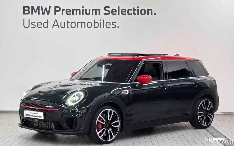 MINI Cooper S Clubman JCW 2023 — photo 1, buy with delivery to Moscow