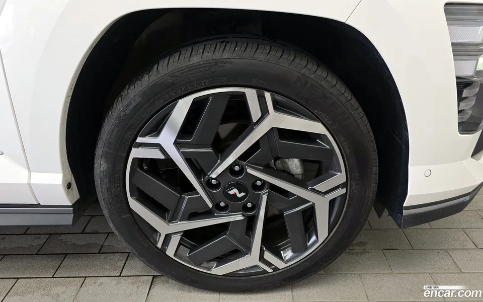Hyundai Kona 1.6 2WD 2023 — миниатюра 2