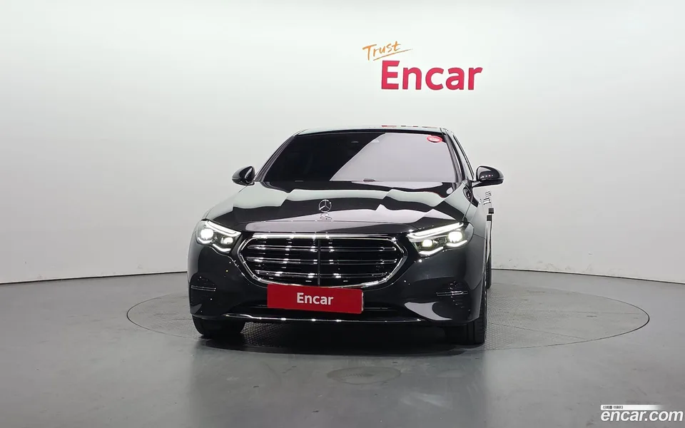 Mercedes-Benz E-Class E450 4MATIC 2024 — миниатюра 3