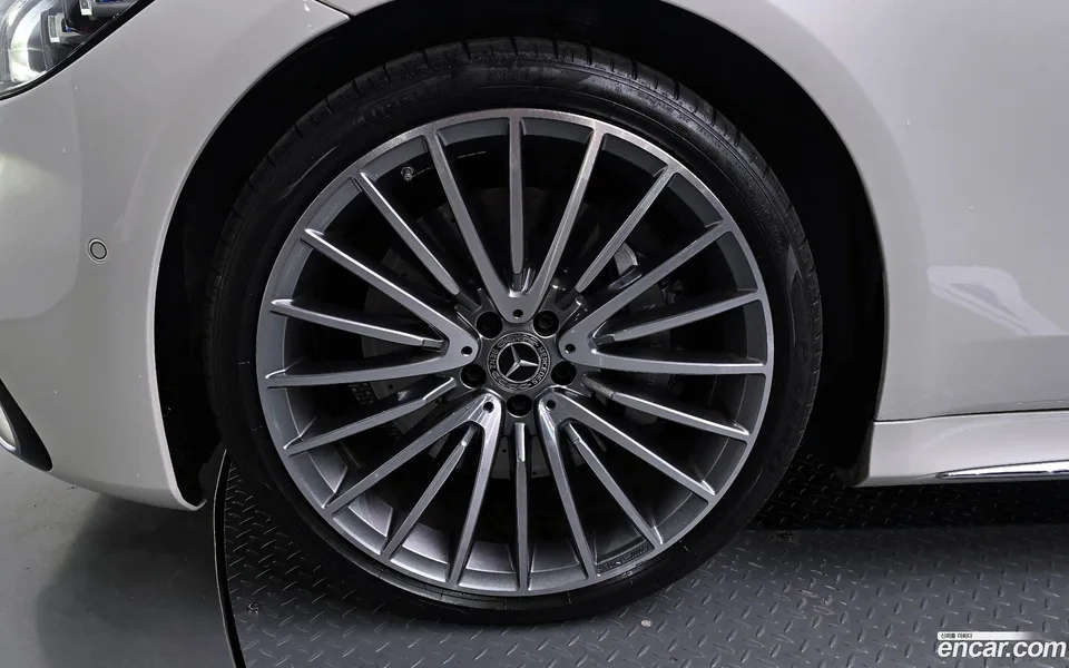 Mercedes-Benz S-Class S500L 4MATIC 2023 — миниатюра 2
