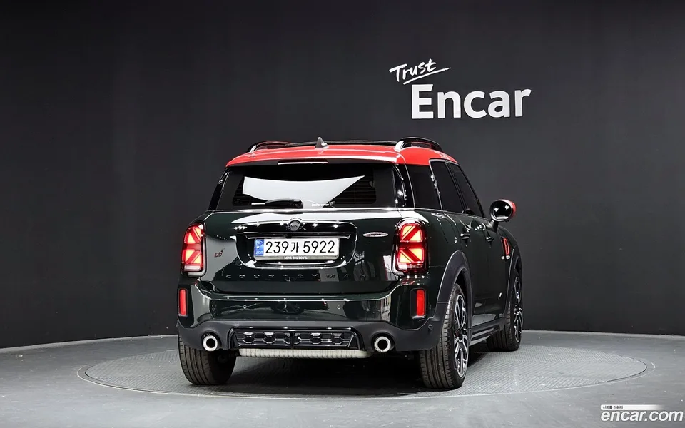 MINI Cooper S Countryman JCW 2023 — миниатюра 4