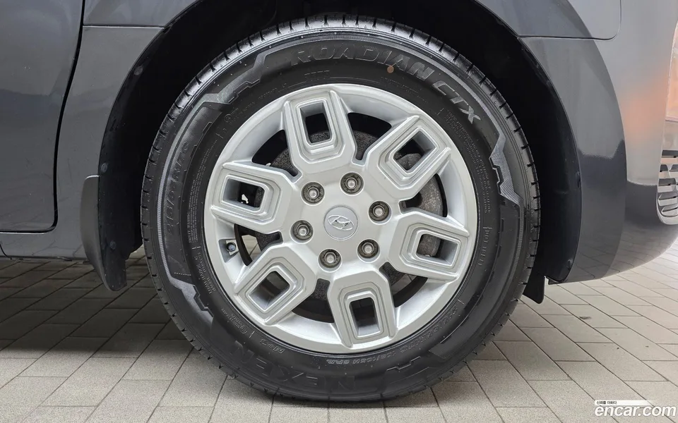 Hyundai Staria 4WD 11 2022 — миниатюра 2