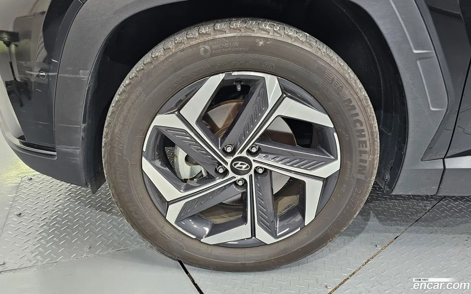 Hyundai Tucson Hybrid 2WD 2023 — миниатюра 2
