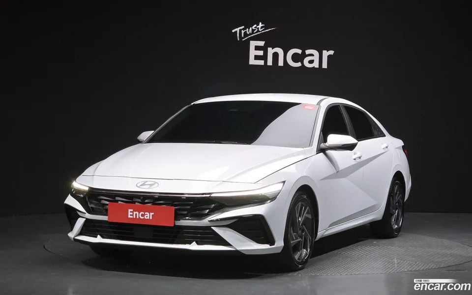 Hyundai Avante CN7 1.6 2023 — фото 1, купить с доставкой в Москву