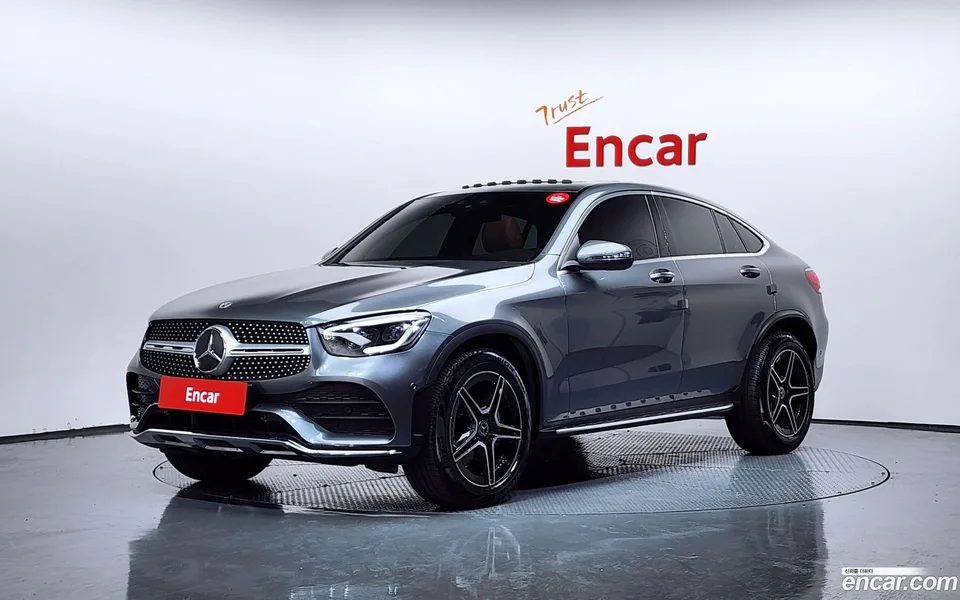 Mercedes-Benz GLC-Class GLC300 4MATIC 2022 — фото 1, купить с доставкой в Москву