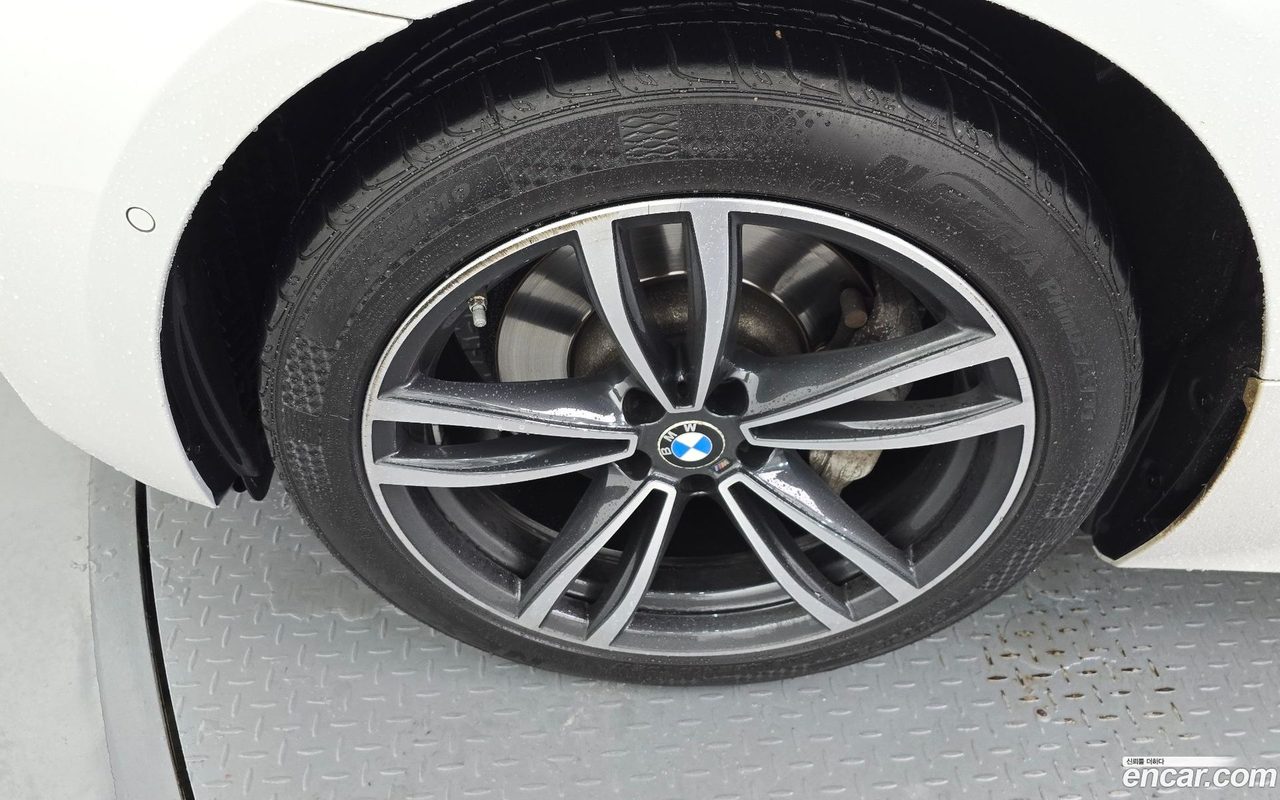 BMW 6 Series GT 2022 — 2