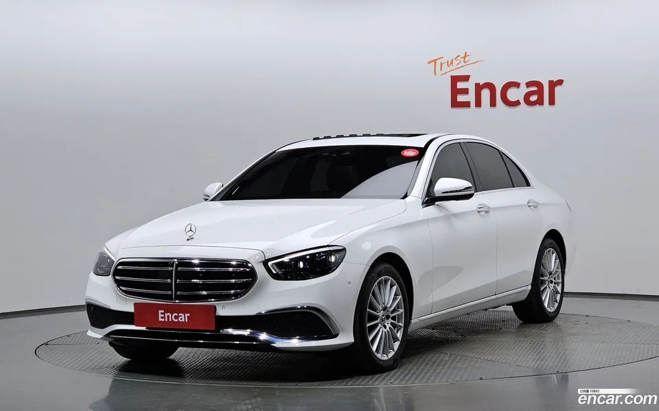 Mercedes-Benz E-Class E250 2022 — фото 1, купить с доставкой в Москву