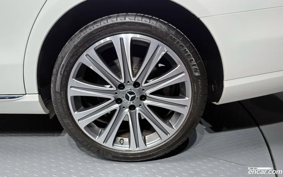 Mercedes-Benz E-Class E350 4MATIC 2022 — миниатюра 5