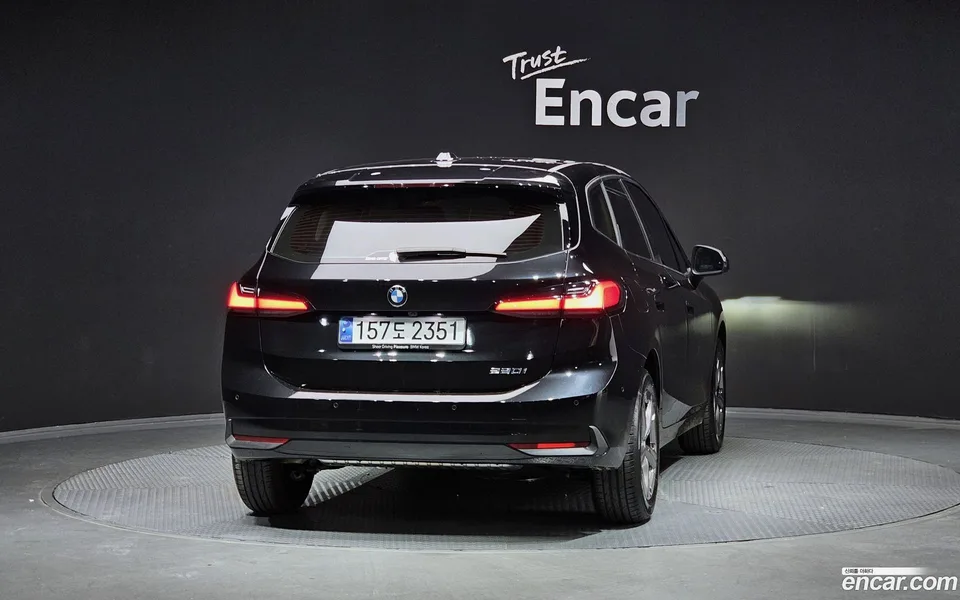 BMW 2 Series Active Tourer 220i 2025 — миниатюра 4
