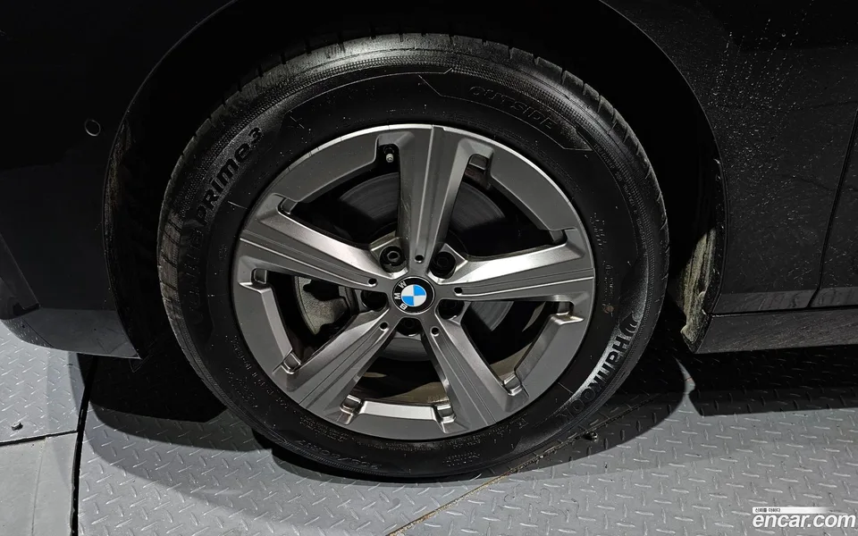 BMW 2 Series Active Tourer 220i 2025 — миниатюра 5