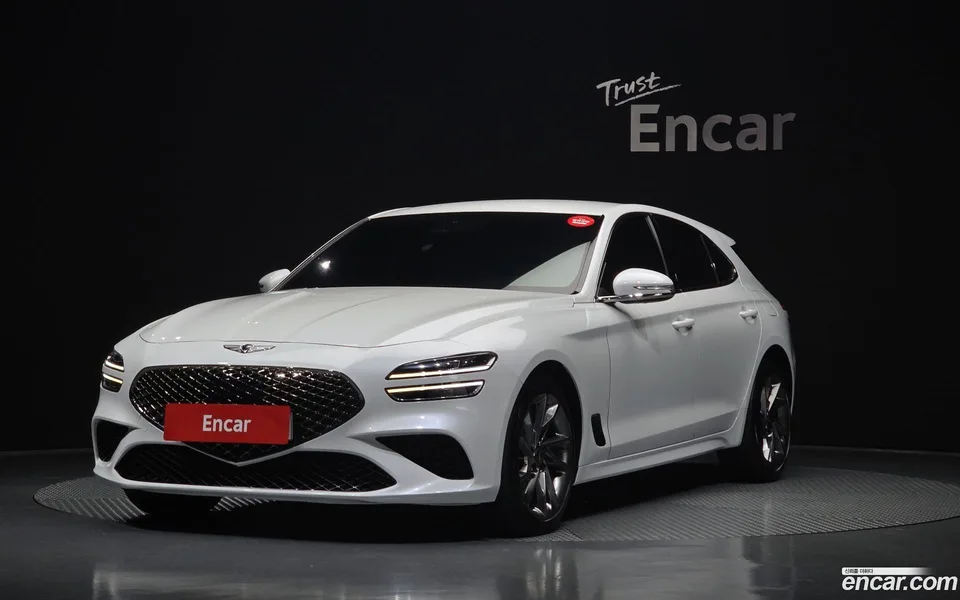 Genesis G70 Shooting Brake 2.0T 2WD 2022 — фото 1, купить с доставкой в Москву