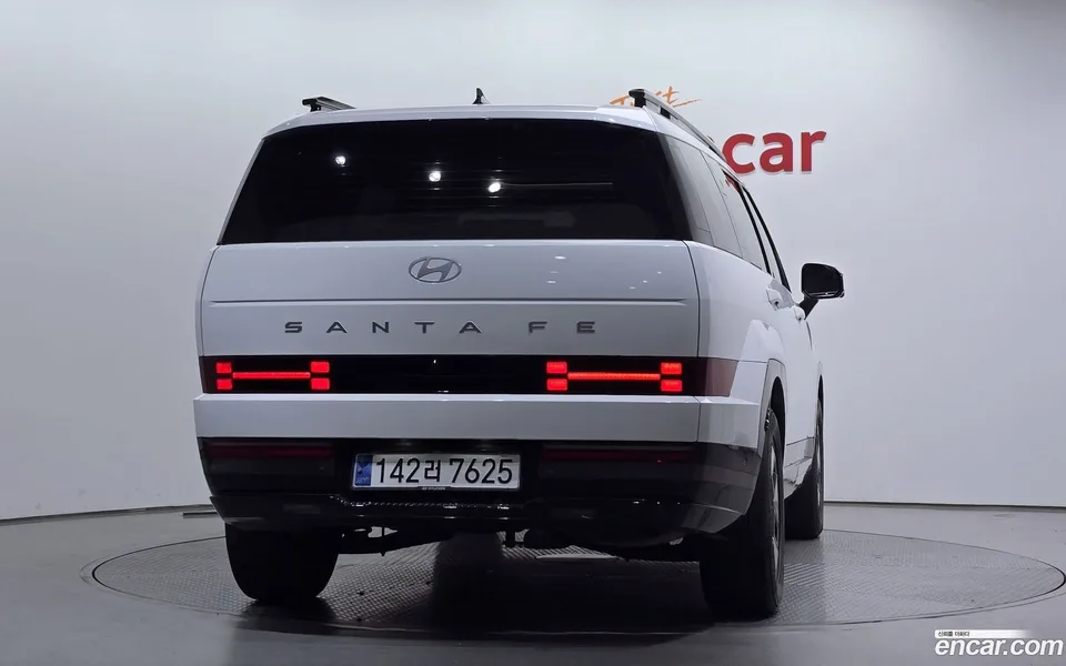 Hyundai SantaFe HEV 1.6 2WD 2023 — миниатюра 4