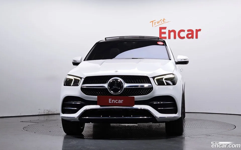 Mercedes-Benz GLE-Class GLE400d 4MATIC 2023 — миниатюра 3