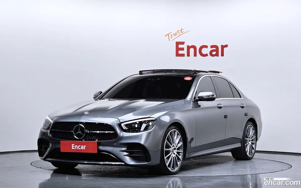 Mercedes-Benz E-Class E350 4MATIC AMG Line 2022 — фото 1, купить с доставкой в Москву