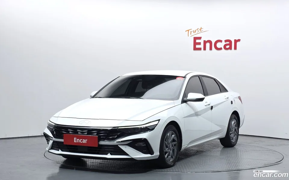 Hyundai Avante CN7 1.6 2024 — photo 1, buy with delivery to Moscow