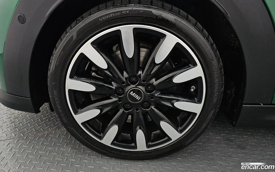 MINI Cooper S 2022 — миниатюра 2