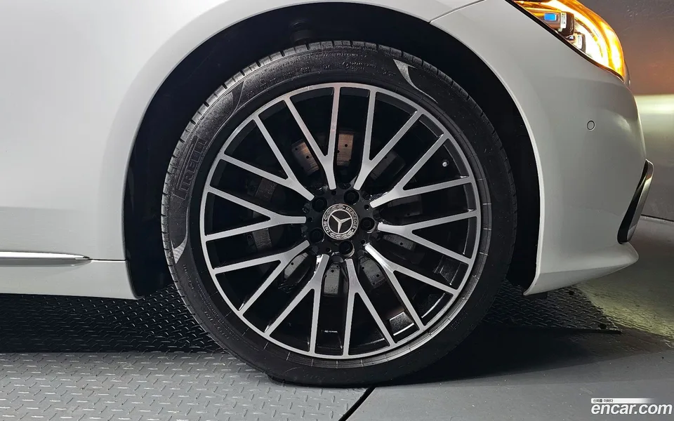Mercedes-Benz S-Class S580L 4MATIC 2024 — миниатюра 2