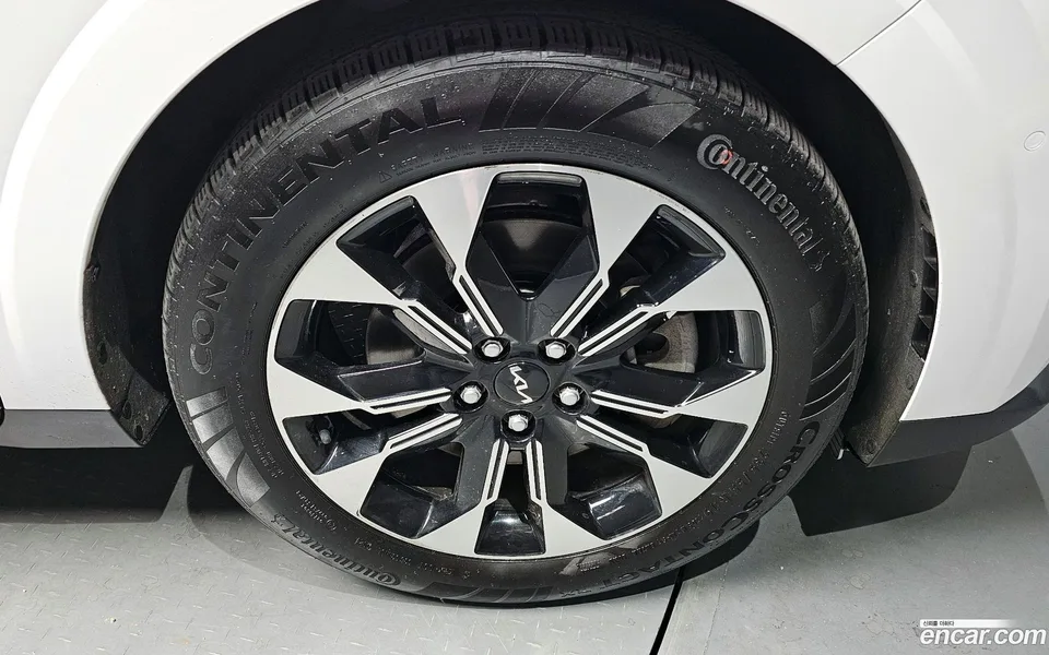 Kia Carnival 9 () 2022 — миниатюра 2