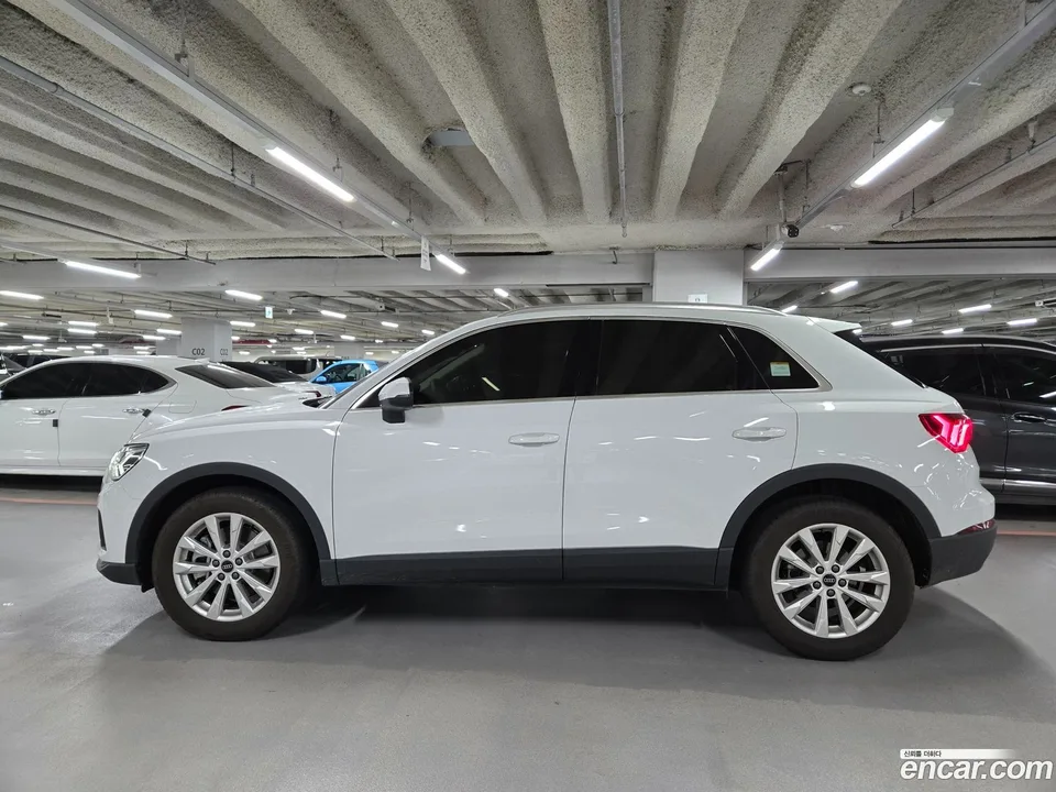 Audi Q3 40 TFSI 2025 — миниатюра 5