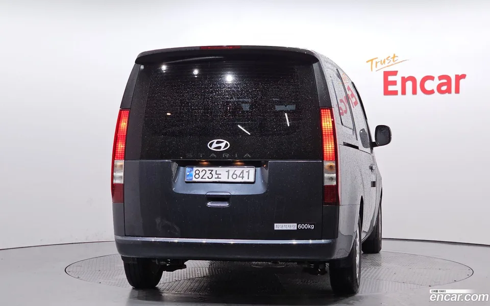 Hyundai Staria 5 2024 — thumbnail 4