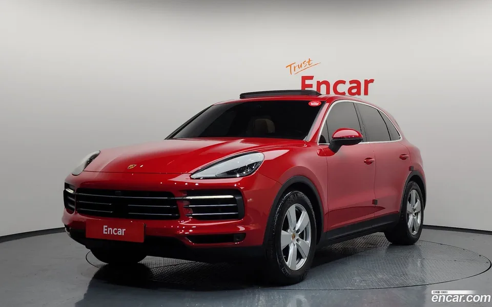 Porsche Cayenne 3.0 2023 — фото 1, купить с доставкой в Москву