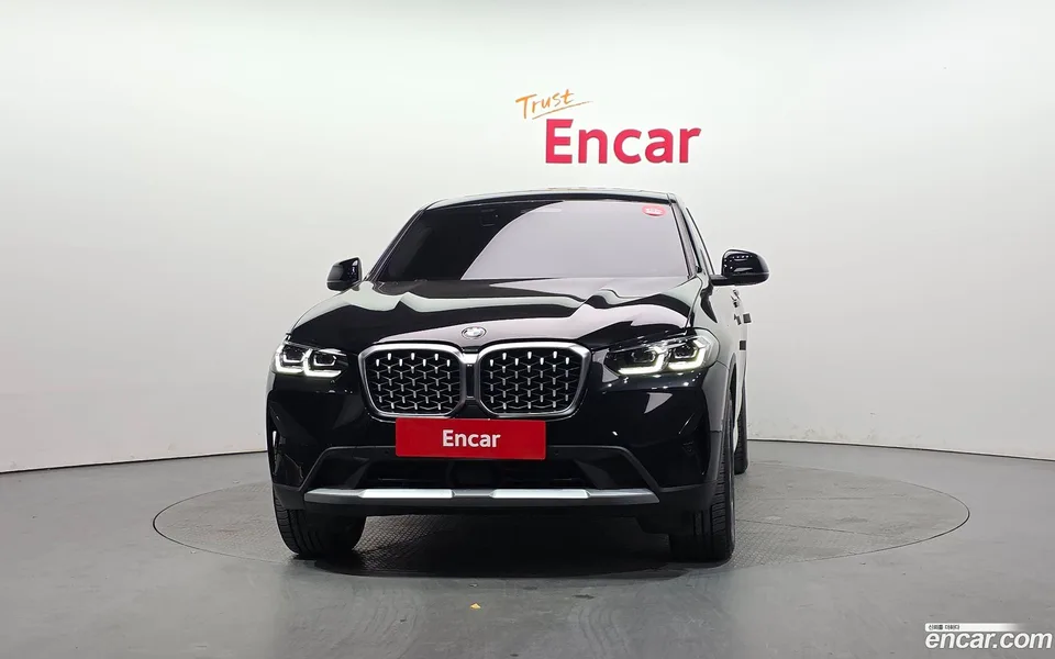 BMW X4 xDrive20d xLine 2022 — миниатюра 3