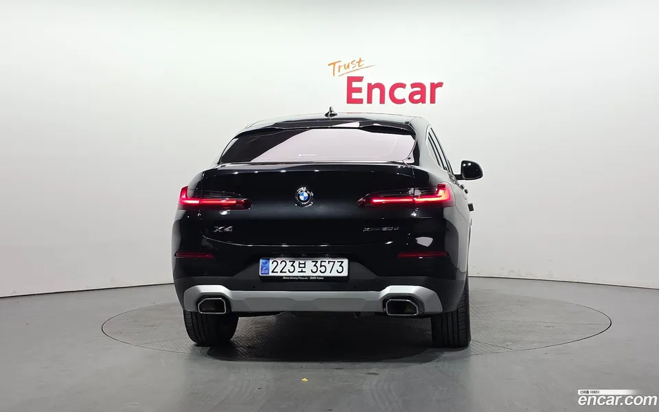 BMW X4 xDrive20d xLine 2022 — миниатюра 4