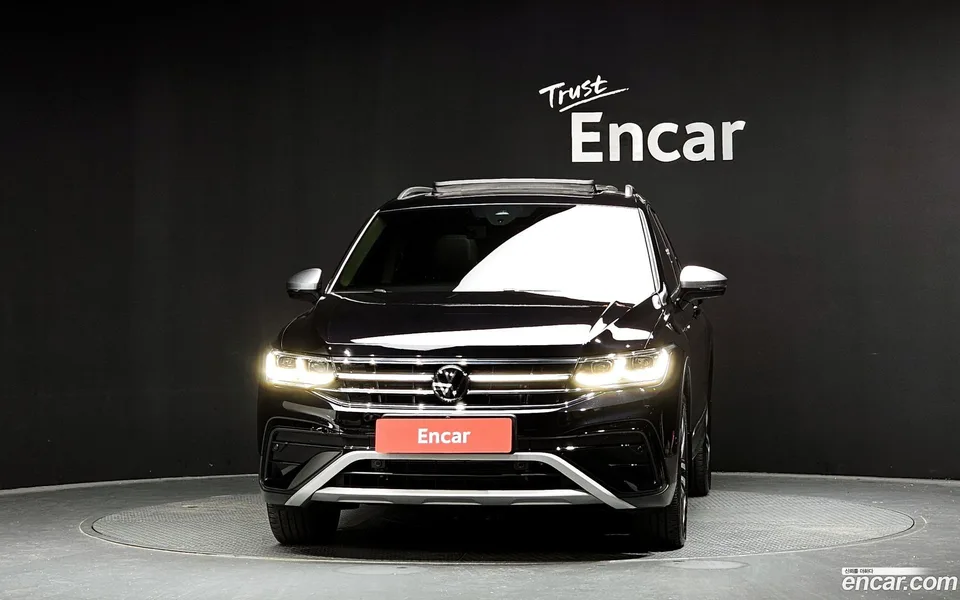 Volkswagen Tiguan Allspace 2.0 TSI 2022 — миниатюра 3