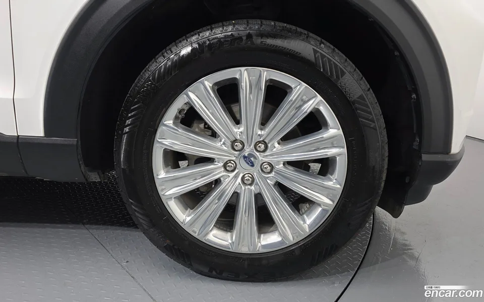 Ford Explorer 2.3 4WD 2022 — миниатюра 2